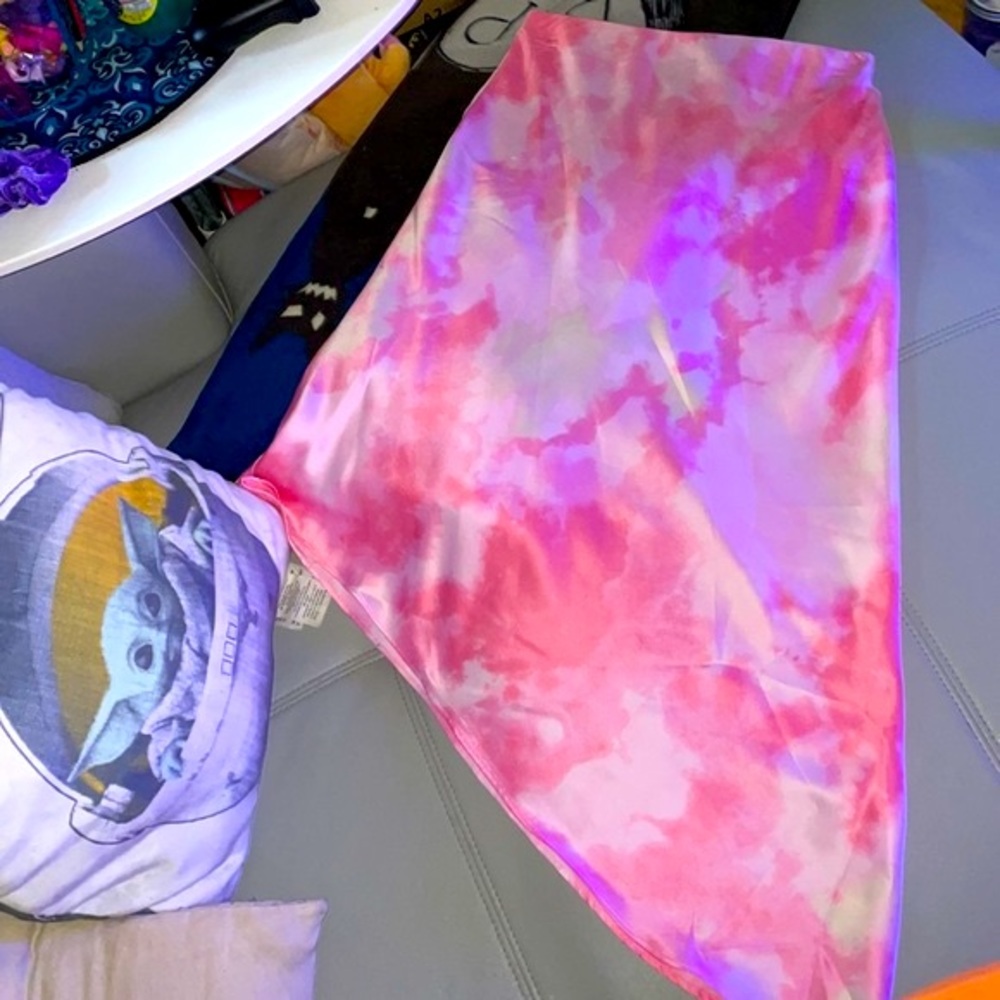 Candie’s asymmetrical skirt sz XS